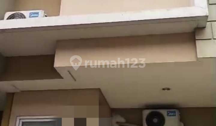 Rumah 2 Lantai Virginia Village Gading Serpong