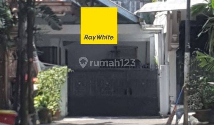 Rumah Murah Strategis di Tomang 2