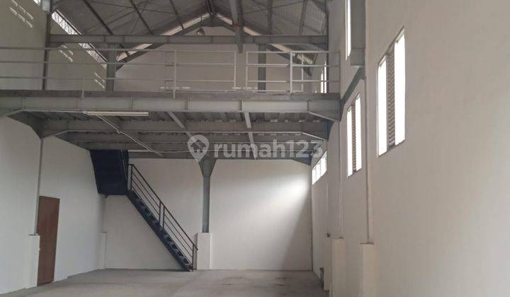 Disewakan gudang di Narogong , Bekasi 3