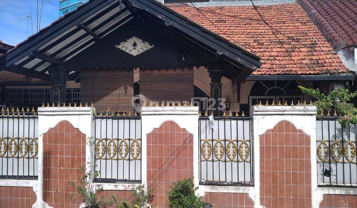 Rumah di Komplek Kehakiman Utan Kayu Jakarta Timur 1