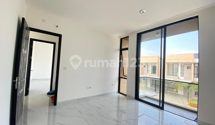 Rumah Pasir Putih Pik2 Uk 10x20 2 Lantai Brand New Siap Huni 2