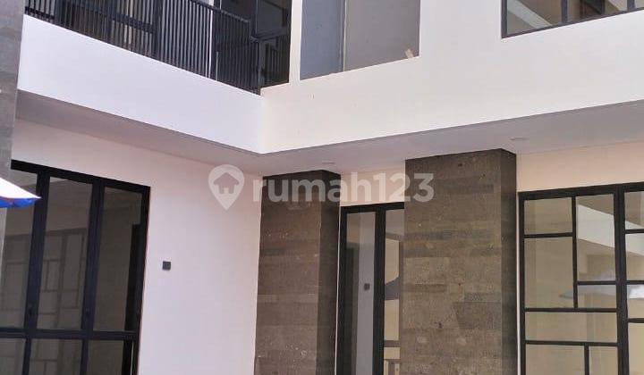 Price Drop for Brand New House in Emerald Cove - Gading Serpong, Land Area 414 Meters Price Drop for Brand New House in Emerald Cove - Gading Serpong, Land Area 414 Meters