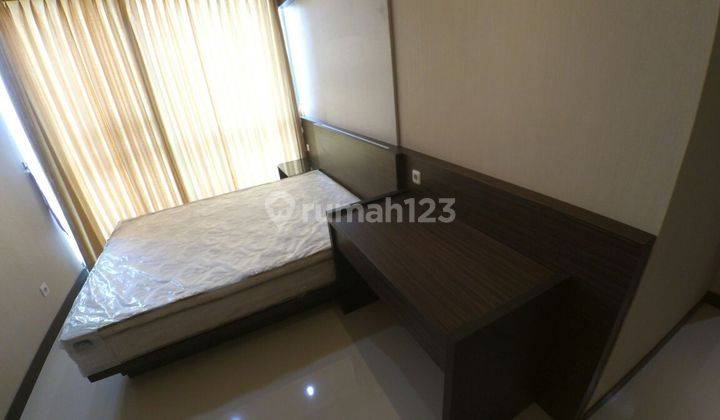 Apartemen St. Moritz, Luas 134 m , Furnished Bagus   2