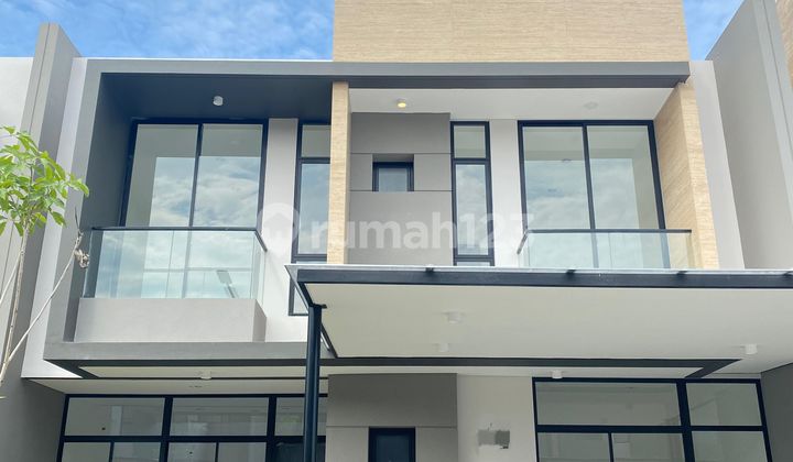 Rumah Pasir Putih Pik2 Uk 10x20 2 Lantai Brand New Siap Huni