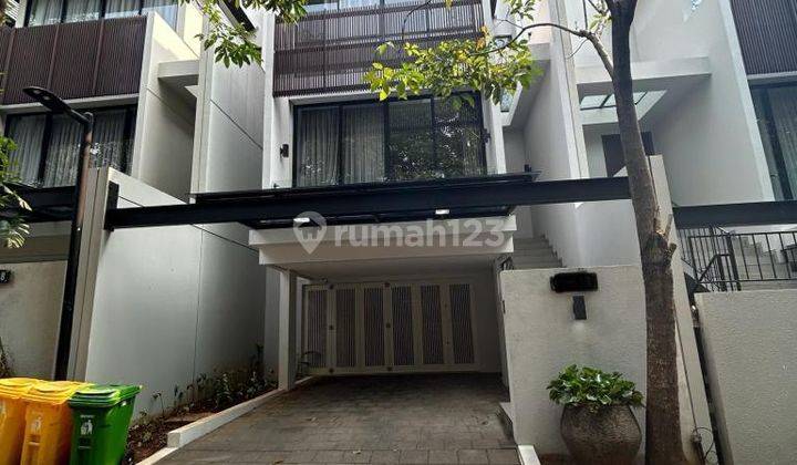 Dijual Rumah Serenia Hills 3 Lantai Cluster Quantum Semi Furnished +62 81977403529 1