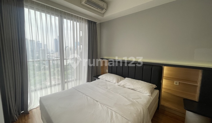 Dijual Apartemen Sudirman Hill 2 BR Bagus Furnished 1