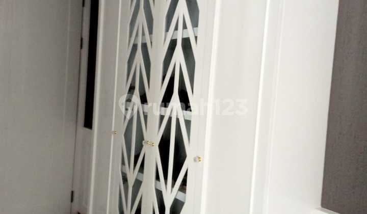 Dijual Apartemen Taman Anggrek Residences 3 BR Furnished Contact 08197740xxxx  2