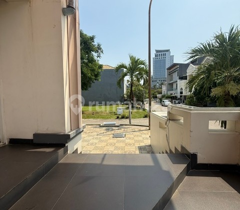 For Sale Luxury 3-Story Mediterranean Golf View House in PIK Contact 081977403529 2