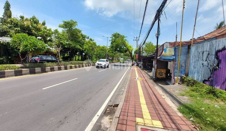 Land for sale at the Ngurah Rai Nusa Dua by pass suitable for a building or shophouse 2