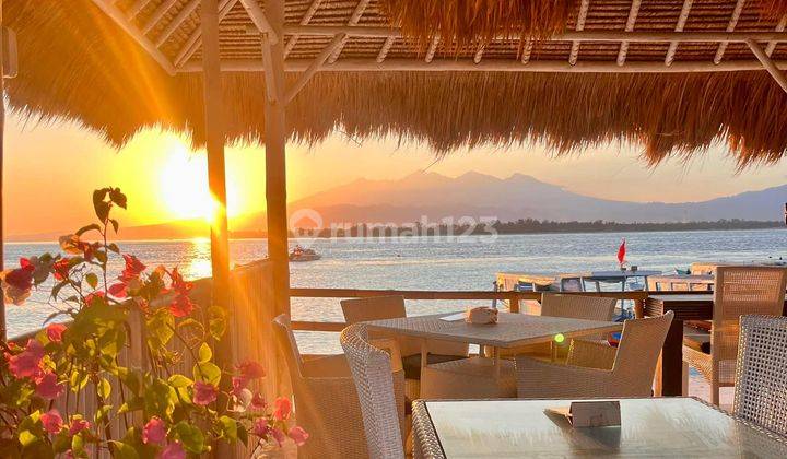 Beach Front Gili Meno Hotel  1