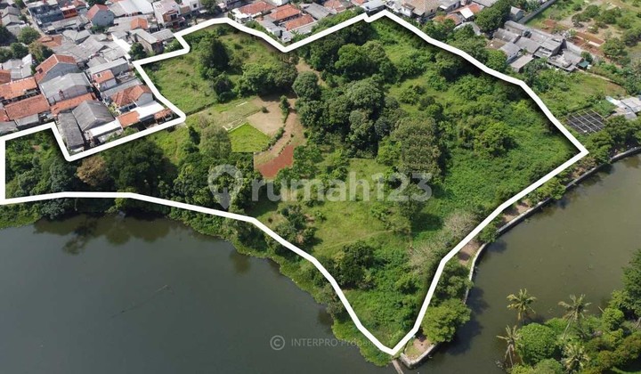 Kavling luas, siap bangun dekat danau, strategis di Cibinong