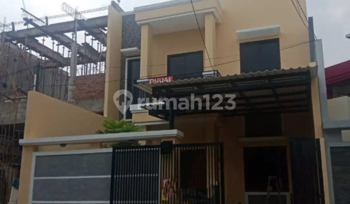 Rumah baru minimalis 2 lt di Taman Surya, Kalideres - Jakarta Barat Rumah baru minimalis 2 lt di Taman Surya, Kalideres - Jakarta Barat