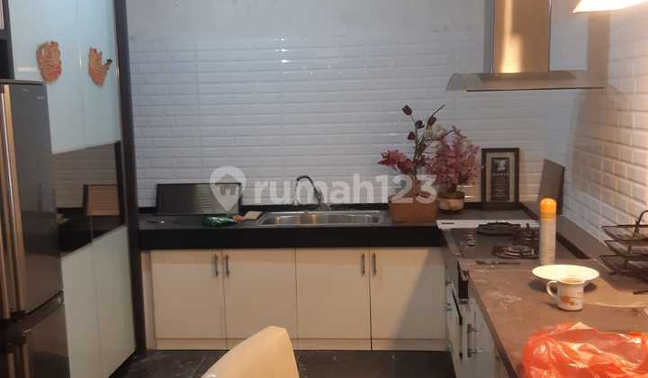 Rumah bagus 4 lt di Golflake, Cengkareng , Jakarta Barat 2