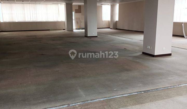 Office space lokasi strategis di gedung perkantoran Tomang Raya, Jakarta Barat 2