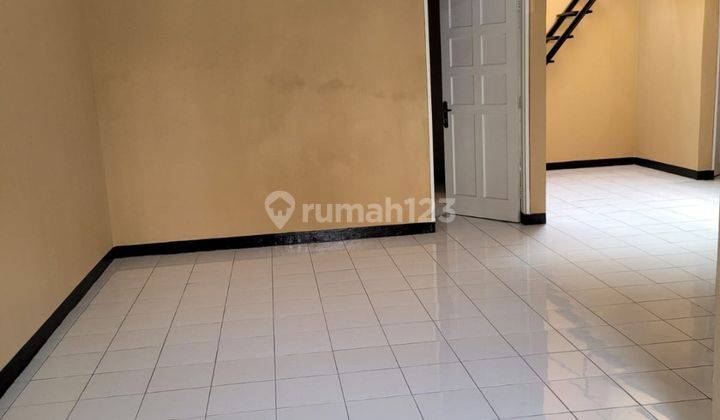 Rumah rapih siap huni 120 m2 di Citra Garden, Kalideres , Jakarta Barat 2