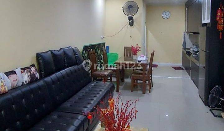 Rumah furnished 2 lantai siap huni di Permata Palem, Kalideres, Jakarta Barat 1