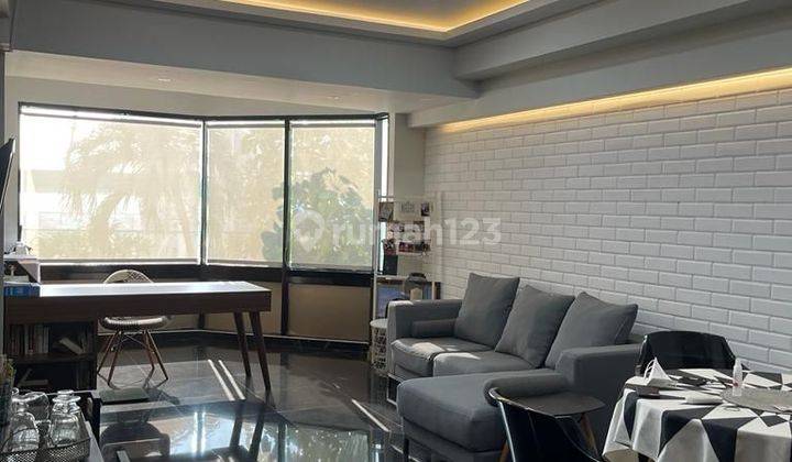 Apartemen Taman Anggrek 2+1 BR  furnished bagus sekali, Grogol - Jakarta Barat  2