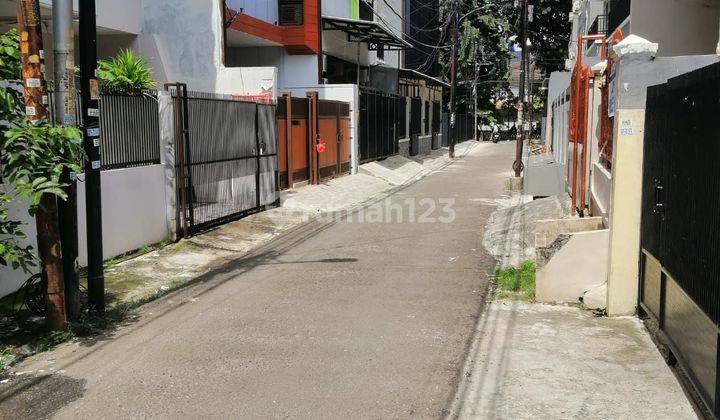 Rumah kost baru 4 llantai dekat kampus di Tanjung Duren - Jakarta Barat 2