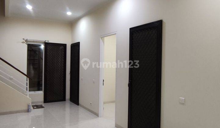 Rumah cantik minimalis di Pondok Hijau Golf, Gading Serpong - Tangerang 2