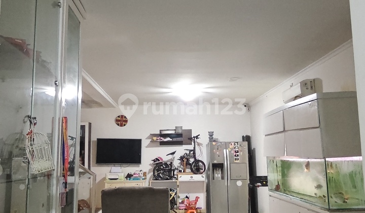 Rumah Hook 2 Lantai Depan Taman Lingkungan Asri Dan Nyaman Di Citra Garden, Kalideres, Jakarta Barat 2