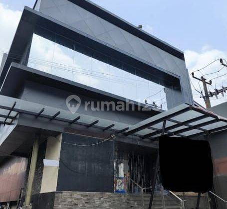 Gedung 3 Lt Ex Bar Di Kemang Raya, Jakarta Selatan 1