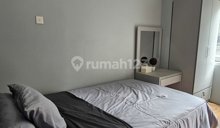 For Rent Emerald Bintaro Tangsel Apartment, Studio Type, Fully Furnished. Ready to Occupy. Complete Facilities. 2