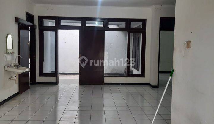 Sewa Rumah 1.5 Lantai, Villa Kalijudan Surabaya 1