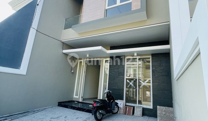 Dijual Rumah Baru Gresss di Manyar , Dekat Galaxy Mall,sby Timur.