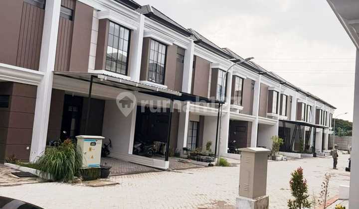 Sewa Rumah Baru Regency East, 2 Lantai, Kosongan, Surabaya Timur