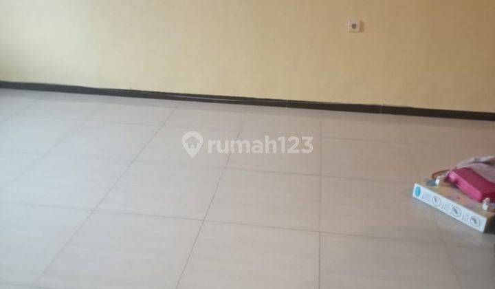 Jual Rumah 2 Lantai Strategis, di Rungkut Surabaya 2