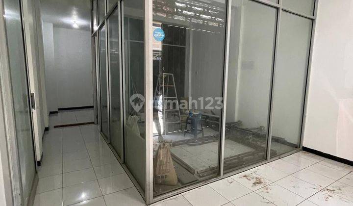 Jual Ruko 4 Lantai, Klampis Square, Siap Pakai, Dekat Raya Klampis, Surabaya Timur 1