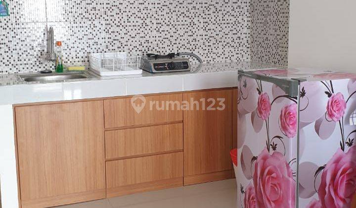 Sewa Apartemen 2 BR Puncak Dharmahusada Tower C Baru Gress, Full Granite  2