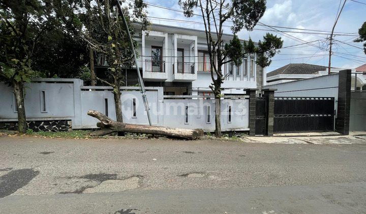 Termurah! Rumah Lux Komplek Elit Sayap Sukajadi Bandung Utara