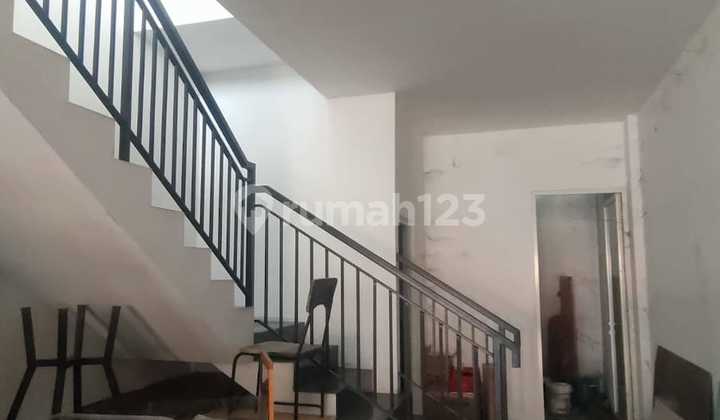 Di Jual Ruko Siap Usaha Strategis 2