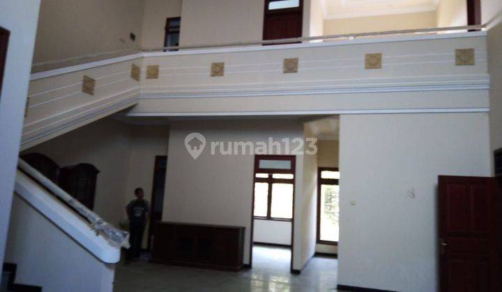 Rumah Second Kawasan Elite Surabaya Timur Dekat Its, Raya Merr 2