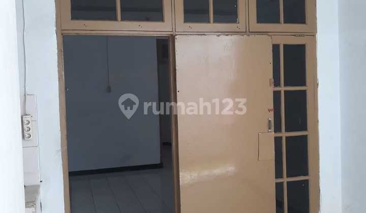 For Sale House Near Pakuwon Trade Center 2