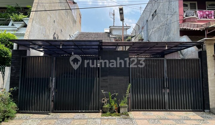 Rumah Barata Jaya Pusat Kota Surabaya di Bawah 1 Milyar Lebar 8 Meter