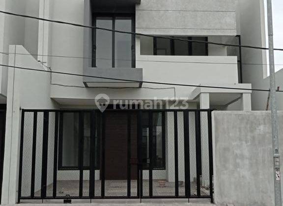 RUMAH BARU MINIMALIS SURABAYA SELATAN DEKAT A YANI, TERMINAL BUNGURASIH 2