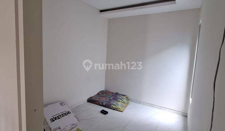Rumah Shm Minimalis 2 Lantai Mulyosari Dekat Its, Kenjeran, Pakuwon City 2