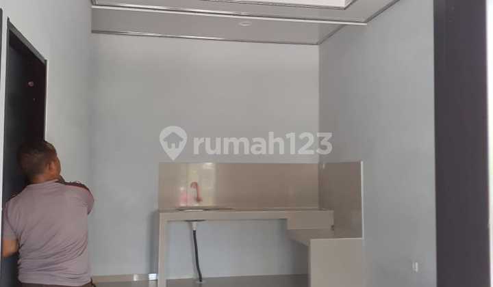 Rumah minimalis disewakan pertahun di perumahan duta harapan bekasi kota 2