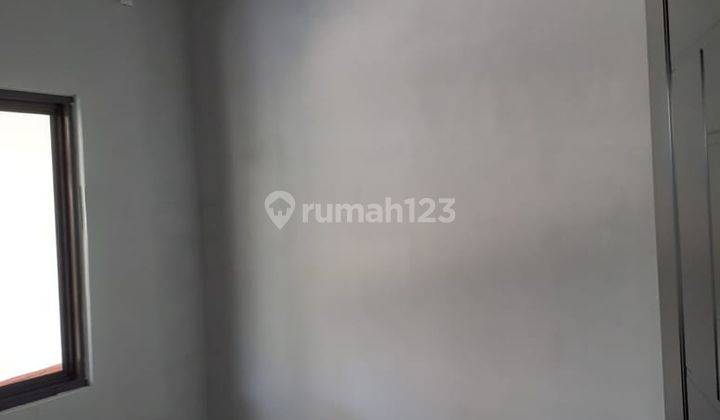 Rumah minimalis disewakan pertahun di perumahan duta harapan bekasi kota 3