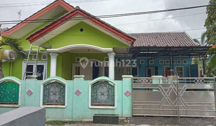 Rumah disewakan beserta isinya di Perumahan duta harapan kota bekasi 4