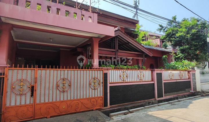 Rumah bagus jual cepat dalam komplek Jatiwaringin pondok gede bekasi  1