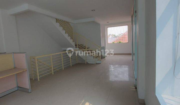 foto lainnya dijual ruko victoria park karawaci.
