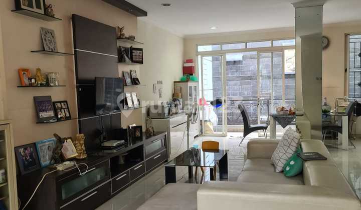 Dijual cepat rumah pik 1 hadap timur masih bisa nego sampai deal