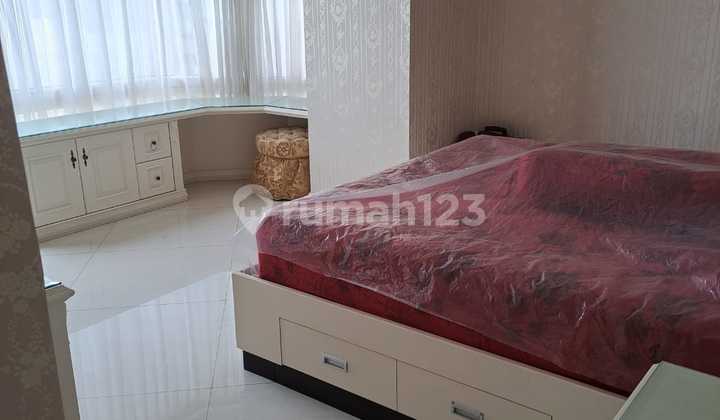 Dijual cepat apartemen taman anggrek full furnish masih nego hadap timur