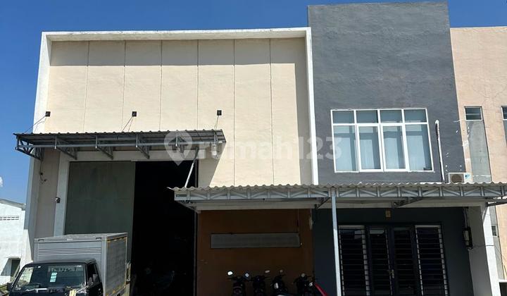 Dijual cepat gudang laksana bussunes park ada office sebelah fasum nego