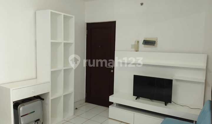 For sale and for rent, quick apartment in Rasuna Kuningan, ready to negotiate.