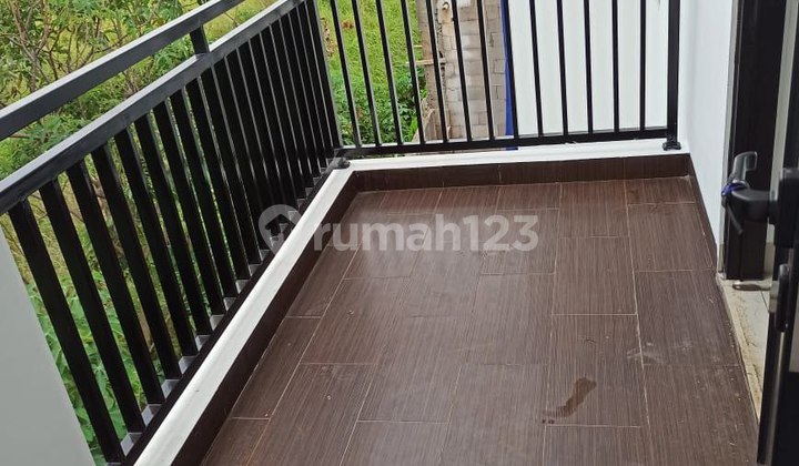 Rumah Mewah samping alun alun depok dan akses kereta bebas banjir 2
