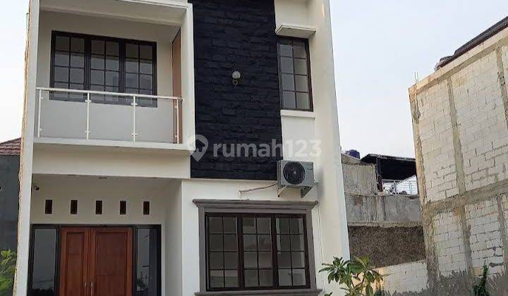 Rumah Cantik Area Jalan Raya Bogor Nempel Jakarta Timur 1